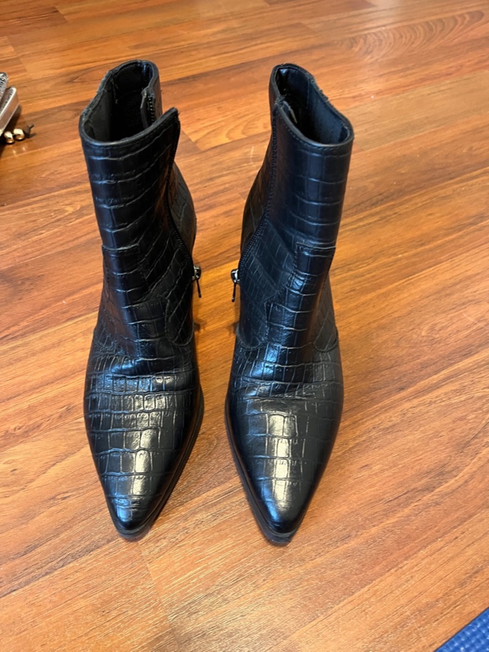 Blondo Black Croc-Embossed Pointed Toe Ankle Boots - Women waterproof 8.5 new